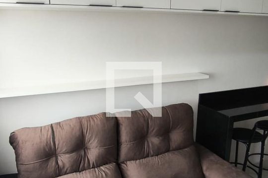 Apartamento para alugar com 1 quarto, 42m² em Água Verde, Curitiba