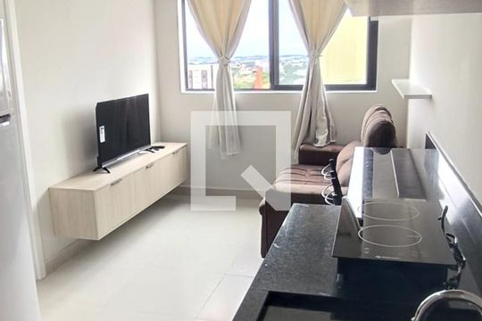 Apartamento para alugar com 1 quarto, 42m² em Água Verde, Curitiba