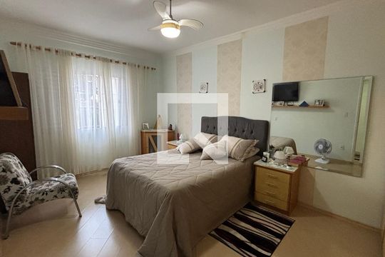 Quarto 1 de casa à venda com 3 quartos, 175m² em Vila Helena, Santo André