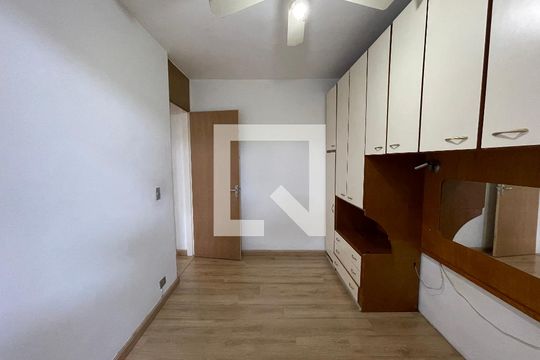 Quarto 1 de apartamento à venda com 2 quartos, 58m² em Vila São Silvestre (Zona Oeste), São Paulo