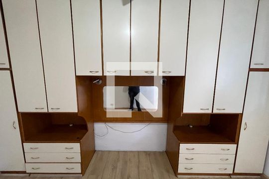 Quarto 1 de apartamento à venda com 2 quartos, 58m² em Vila São Silvestre (Zona Oeste), São Paulo