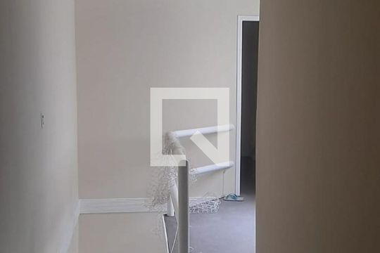 Corredor de casa à venda com 4 quartos, 240m² em Nova Petrópolis, São Bernardo do Campo
