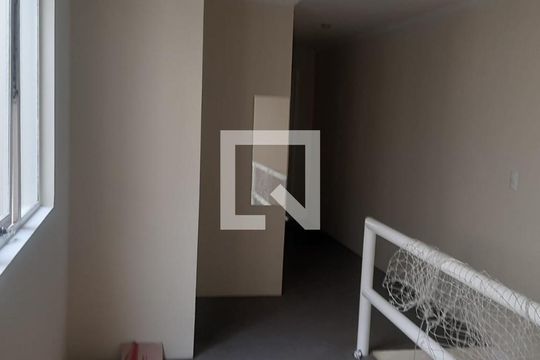Corredor de casa à venda com 4 quartos, 240m² em Nova Petrópolis, São Bernardo do Campo