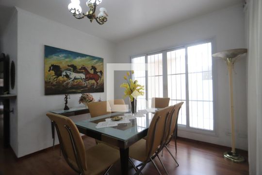 Sala de Jantar de casa à venda com 4 quartos, 250m² em Jardim Avelino, São Paulo