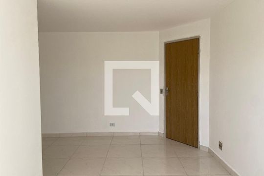 Sala de apartamento para alugar com 3 quartos, 60m² em Jaguaré, São Paulo