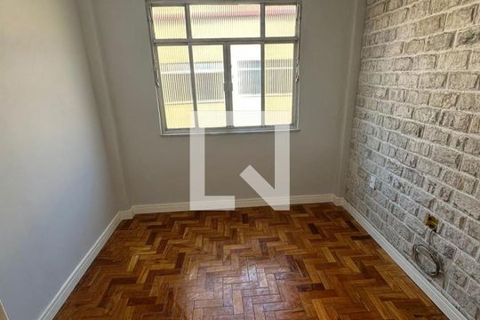 Quarto de apartamento à venda com 3 quartos, 60m² em Irajá, Rio de Janeiro