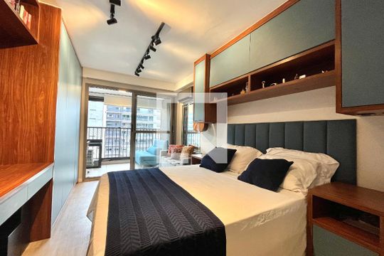Sala/Quarto de kitnet/studio à venda com 1 quarto, 28m² em Vila Guarani (zona Sul), São Paulo
