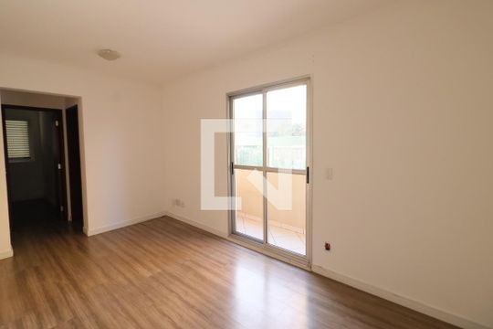 Apartamento para alugar com 2 quartos, 62m² em Jaguaribe, Osasco