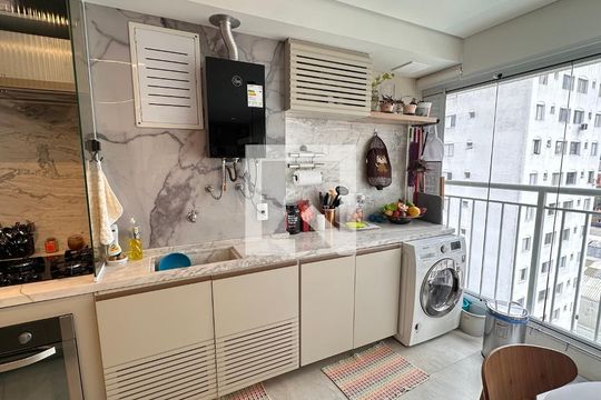 Sala/cozinha de apartamento à venda com 3 quartos, 81m² em Santo Amaro, São Paulo