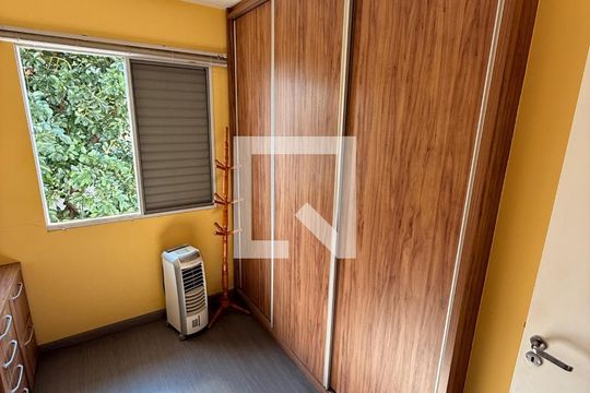 Quarto de casa à venda com 3 quartos, 150m² em Vila Santana, São Paulo