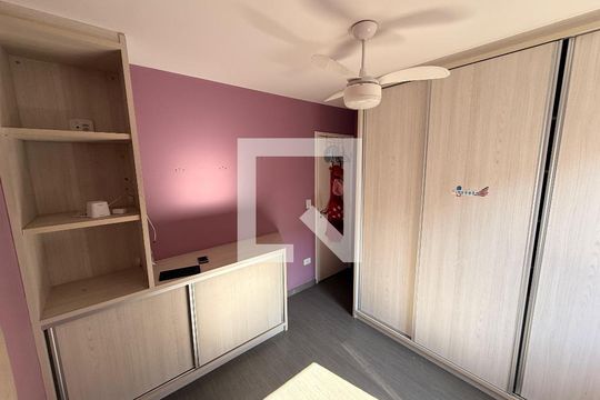 Quarto de casa à venda com 3 quartos, 150m² em Vila Santana, São Paulo