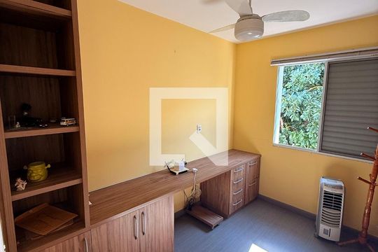 Quarto de casa à venda com 3 quartos, 150m² em Vila Santana, São Paulo