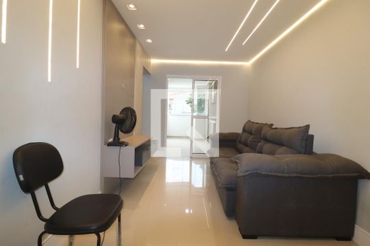 Sala de apartamento à venda com 2 quartos, 54m² em Vila Pires, Santo André