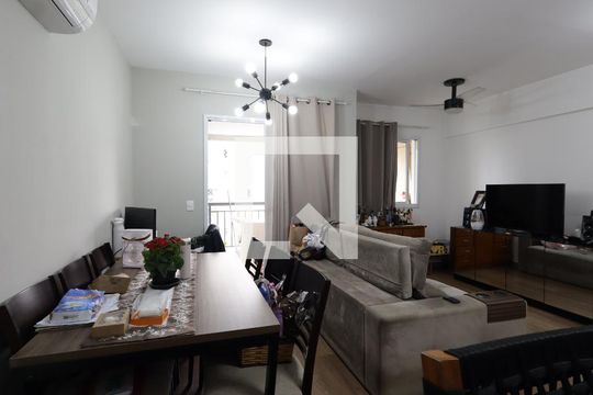 Sala de apartamento para alugar com 2 quartos, 69m² em Vila Andrade, São Paulo
