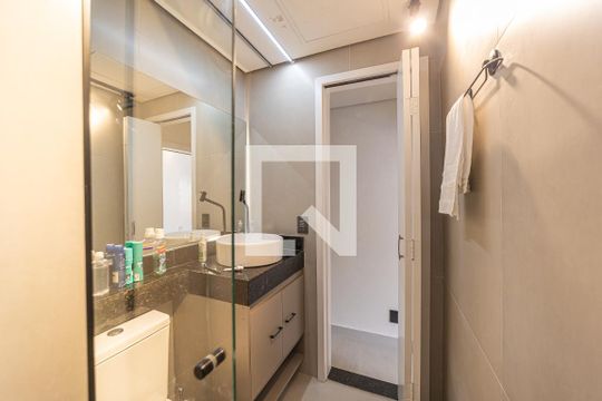 Banheiro de casa de condomínio à venda com 2 quartos, 88m² em Vila Libanesa, São Paulo