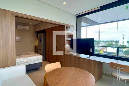 Sala de kitnet/studio para alugar com 1 quarto, 33m² em Pinheiros, São Paulo
