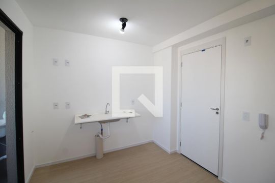 Sala / Cozinha de apartamento para alugar com 2 quartos, 39m² em Vila Santa Maria, São Paulo