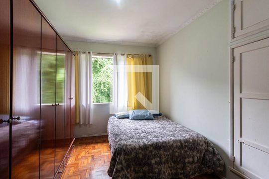 Quarto 1 de casa à venda com 3 quartos, 300m² em Grajaú, Rio de Janeiro