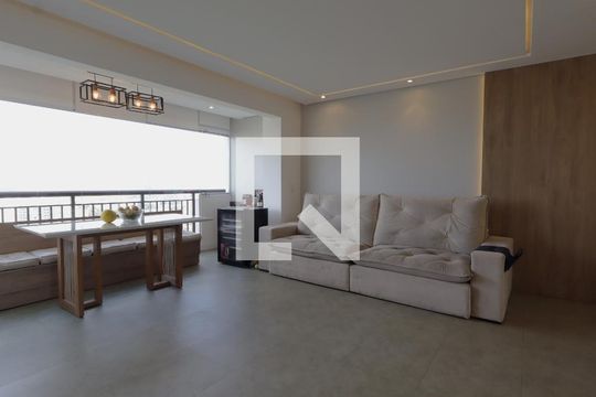 Sala de apartamento à venda com 2 quartos, 69m² em Vila Andrade, São Paulo