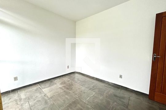 Quarto de apartamento para alugar com 1 quarto, 35m² em Lagoa da Conceição, Florianópolis