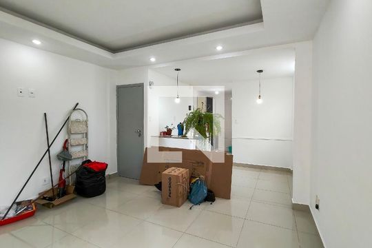 Sala de apartamento à venda com 2 quartos, 60m² em Grajaú, Rio de Janeiro