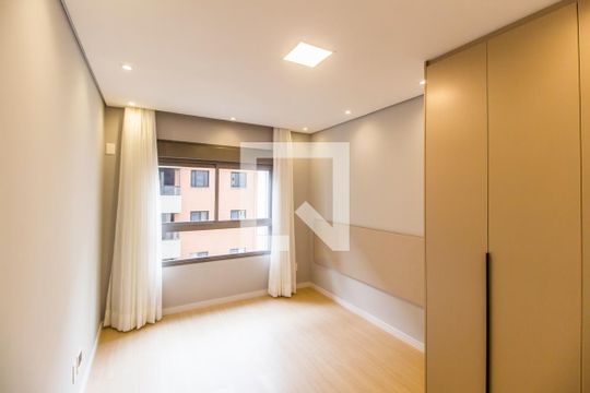 Suíte de apartamento para alugar com 1 quarto, 50m² em Alphaville Industrial, Barueri