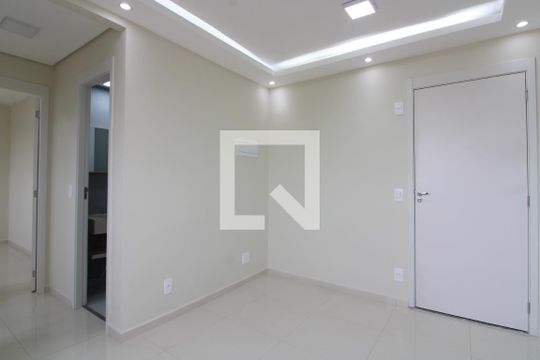 Apartamento para alugar com 2 quartos, 38m² em Cidade Antônio Estêvão de Carvalho, São Paulo
