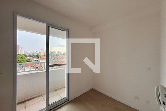 Quarto de kitnet/studio para alugar com 1 quarto, 20m² em Jardim Aeroporto, São Paulo
