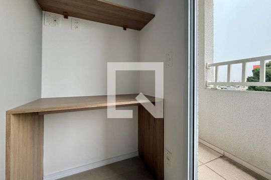 Quarto de kitnet/studio para alugar com 1 quarto, 20m² em Jardim Aeroporto, São Paulo