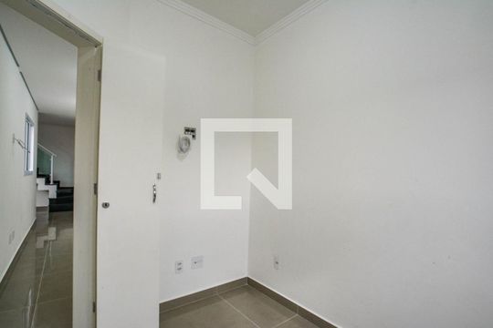 Quarto 1 de apartamento para alugar com 2 quartos, 90m² em Parque das Nações, Santo André