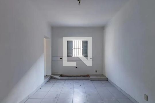 Quarto de casa à venda com 6 quartos, 210m² em Instituto de Previdencia, São Paulo