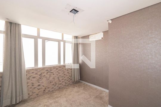 Sala 2 de casa de condomínio para alugar com 3 quartos, 230m² em Planalto Paulista, São Paulo