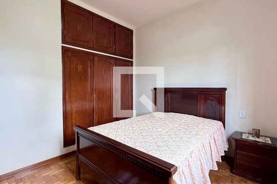 Casa à venda com 3 quartos, 250m² em Salgado Filho, Belo Horizonte
