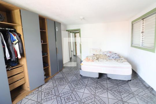 Quarto 1 de casa para alugar com 3 quartos, 140m² em Bussocaba, Osasco