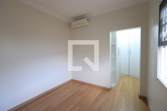 Quarto 1 - Suíte de casa à venda com 3 quartos, 144m² em Vila Esperança, São Paulo