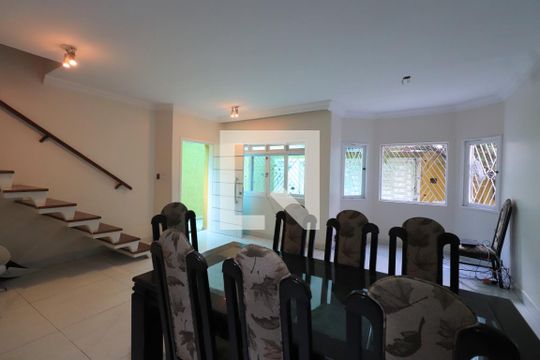 Sala de casa à venda com 3 quartos, 144m² em Vila Esperança, São Paulo