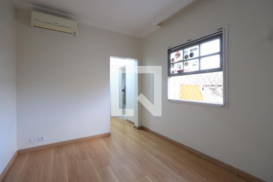 Quarto 1 - Suíte de casa à venda com 3 quartos, 144m² em Vila Esperança, São Paulo