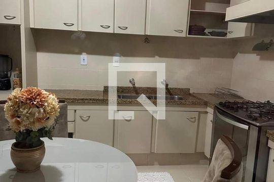 Cozinha de casa para alugar com 2 quartos, 120m² em Patrimônio, Uberlândia