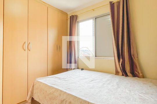 Quarto 1 de apartamento para alugar com 3 quartos, 64m² em Piratininga, Osasco