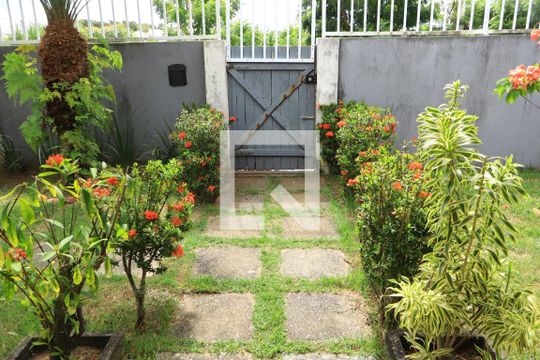 Varanda de casa para alugar com 4 quartos, 700m² em Stella Maris, Salvador