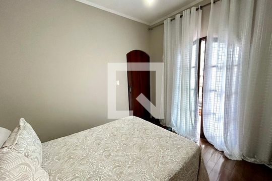 Quarto Suíte de casa à venda com 4 quartos, 298m² em Macedo, Guarulhos