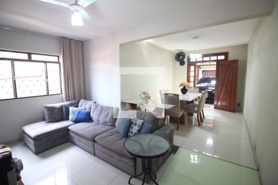 sala de casa à venda com 3 quartos, 356m² em Pindorama, Belo Horizonte