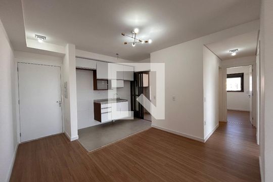 Sala  de apartamento à venda com 3 quartos, 77m² em Santo Amaro, São Paulo
