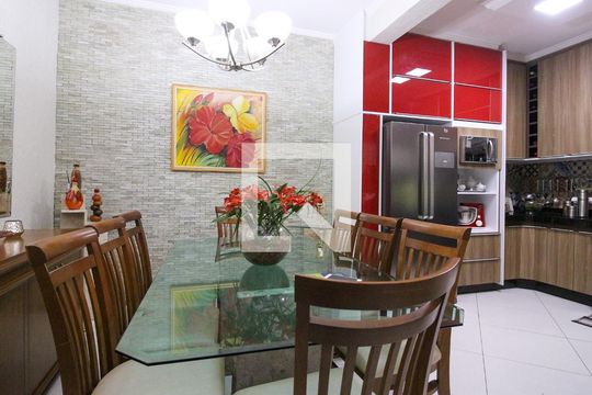 Sala de Jantar de casa à venda com 3 quartos, 380m² em Fazenda da Juta, São Paulo