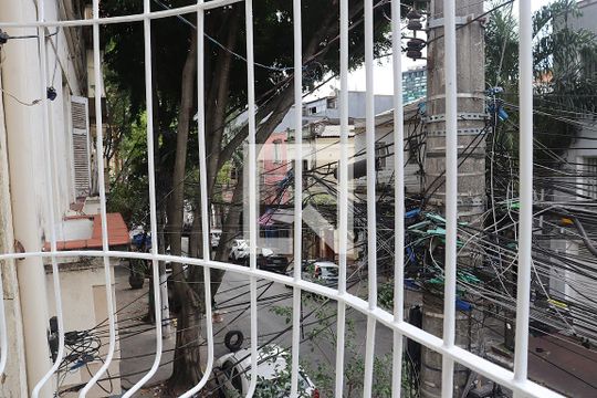 Varanda de casa à venda com 2 quartos, 77m² em Bela Vista, São Paulo