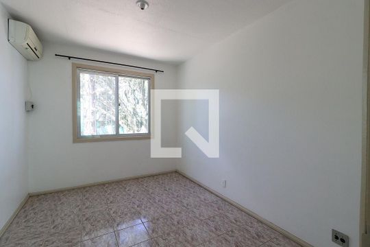 Quarto  de apartamento à venda com 1 quarto, 40m² em Humaitá, Porto Alegre