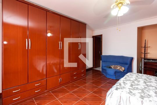 Suíte 1 de casa para alugar com 3 quartos, 180m² em Lauzane Paulista, São Paulo