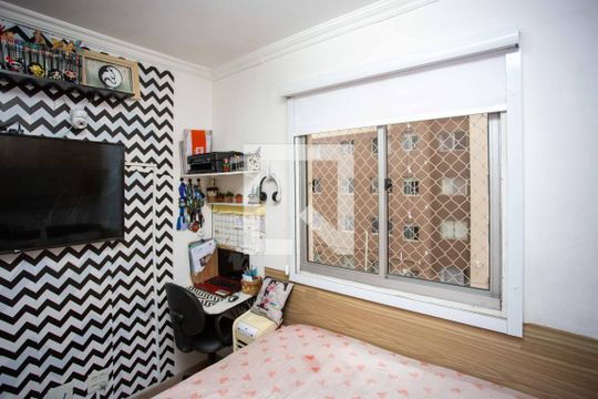Quarto 1 de apartamento à venda com 2 quartos, 44m² em Canhema, Diadema