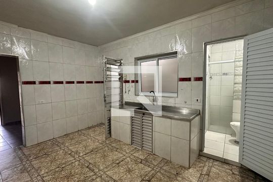 Casa para alugar com 2 quartos, 120m² em Jardim Souza, São Paulo
