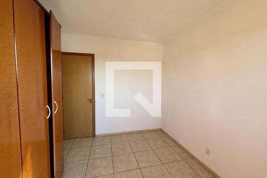 Apartamento à venda com 2 quartos, 55m² em Santos Dumont, São Leopoldo